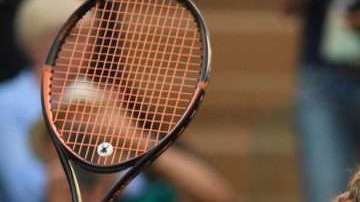 Alison Van Uytvanck celebra su victoria sobre Garbiñe Muguruza en Wimbledon. (Foto: EFE/Gerry Penny)