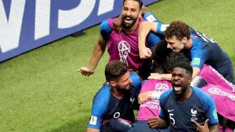 Los franceses en plena celebración. EFE