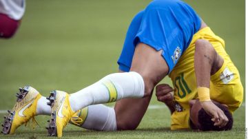 Neymar recibió críticas y burlas por sus caídas en el Mundial