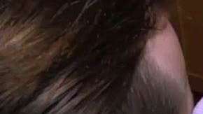 Max se ha convertido en un padre modelo.