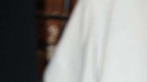 La stipper habría quedado completamente desnuda en escena.