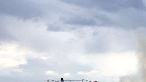 El avión trasladaba a 80 personas.