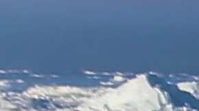 El iceberg amenaza a una pequeña localidad.