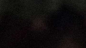 Manifestantes recibieron a la hija de Trump con pancartas acusándola de ser cómplice de su padre