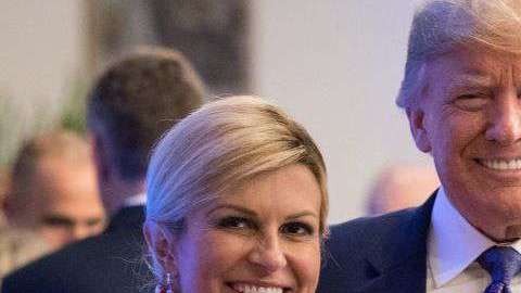Kolinda Grabar-Kitarovic y Donald Trump.  BENOIT DOPPAGNE/AFP/Getty Images