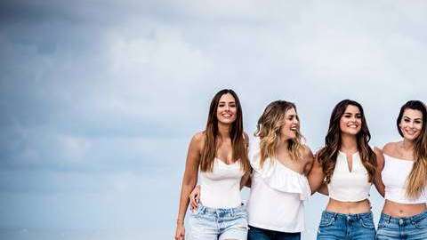 De izquierda a derecha: Aleyda Ortiz, Daniela Di Giacomo, Clarissa Molina y Nastassja Bolívar