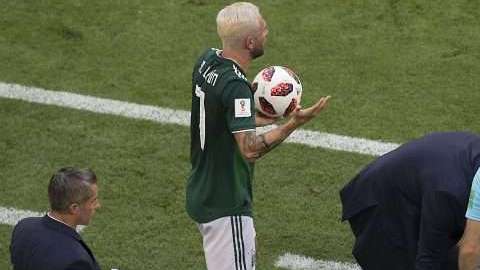 La escena del drama de Neymar ante un contacto de Layún en la Arena Samara. (Foto: Imago7/ Etzel Espinosa)