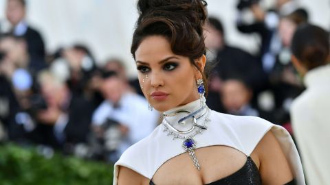 Eiza González en el Met Gala 2018