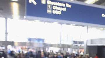 El gobierno insiste en que el programa no se dirige a personas en función de su raza o nacionalidad