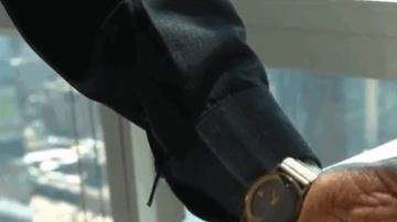 Las uñas medían 900 centímetros.