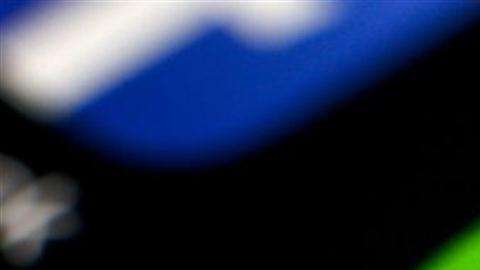 Es muy sencillo que otros puedan leer tus mensajes.