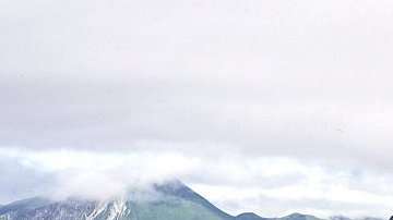 La iglesia de la Ascensión todavía permanece en pie.