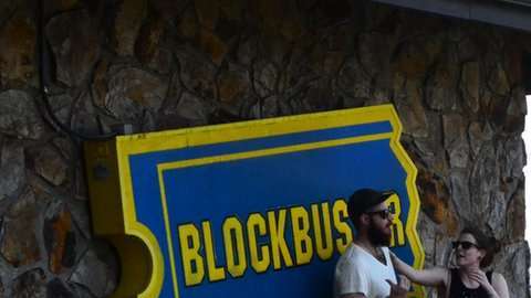 Blockbuster fue fundada en 1985 en Dallas. Esta franquicia sobrevivió.