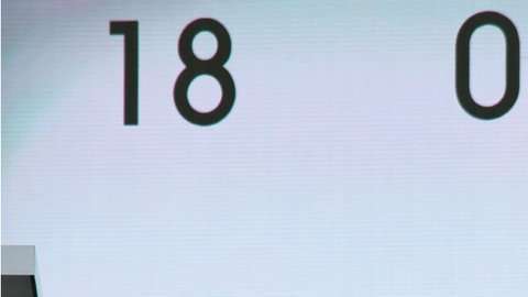 El gobierno de Japón quiere aliviar la tensión de sus trabajadores.