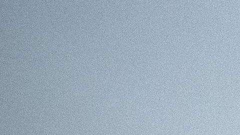 Un helicóptero de lucha contra incendios arroja agua en Lake Elsinore.