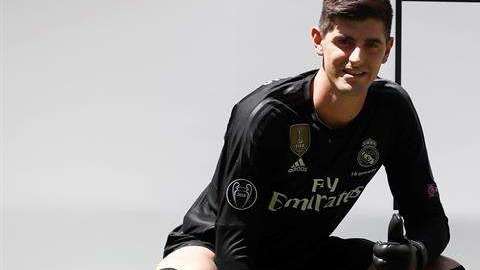 Thibaut Courtois fue presentado oficialmente con el Real Madrid