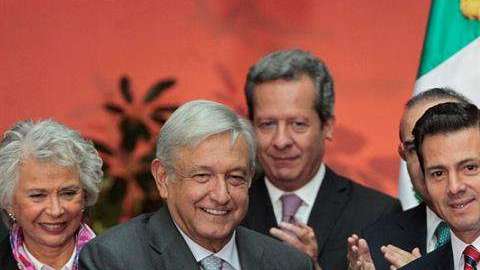 El presidente electo con el mandatario en funciones.