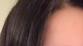 Jingjing Hu fue retirada del avión de American Airlines.