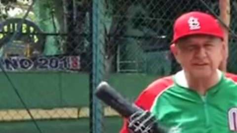 AMLO batea y bien.