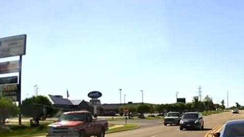 El hombre hizo un maniobra intrépida para salvar al otro conductor.