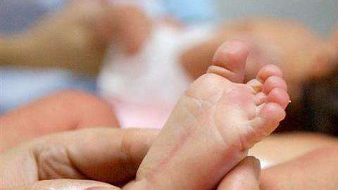 El recién nacido sobrevivió milagrosamente