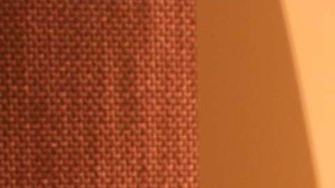 Cada habitación cunta con al menos un iPad junto a la cama.