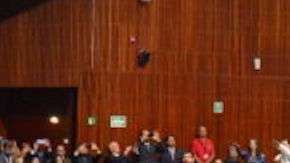 Pase de lista de los 43 estudiantes de Ayotzinapa en el Congreso de México.