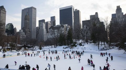 La Organización Trump administra dos pistas de patinaje de hielo y un carrusel en Central Park