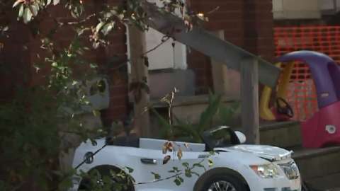 La víctima jugaba al escondite con sus amigos no muy lejos de su casa.