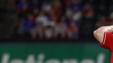 Bartolo Colon de los Texas Rangers ya es el pitcher latino con más victorias en las Mayores.  (Foto: Ronald Martinez/Getty Images)