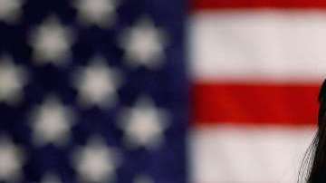 Yea Ji Sea tomó juramento hoy en una ceremonia de naturalización en Los Ángeles