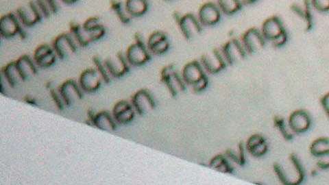 Todos los inmigrantes deben pagar impuestos.