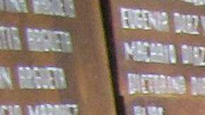 Familiares de Rufina Amaya durante su funeral el 9 de marzo de 2007 en El Mozote.