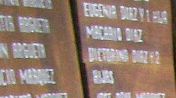 Familiares de Rufina Amaya durante su funeral el 9 de marzo de 2007 en El Mozote.