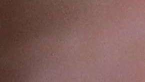 Melania Trump intentó evitar que el presidente respondiera a exempleada de la Casa Blanca.