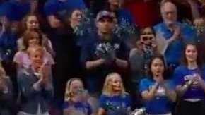 Rutina de suelo de la gimnasta Katelyn Ohashi.