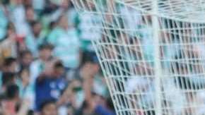 Martín Cauteruccio festeja su gol ante Santos Laguna. Cruz Azul sigue invicto. (Foto: Imago7)