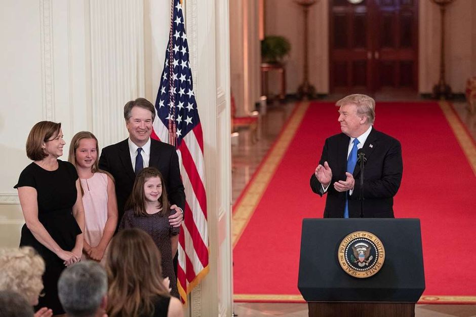 Senado programa audiencias de confirmación del juez conservador Brett Kavanaugh para el mes próximo