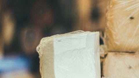 Existe gran variedad de quesos que dan sabor a los platillos.