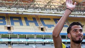 Diego Reyes firmó por tres años con el club turco Fenerbahce