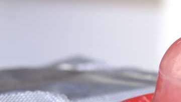 El uso del condón previene las enfermedades de transmisión sexual.