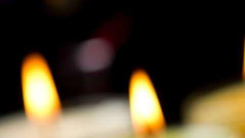 Según lo que quieras es el color de vela a usar.