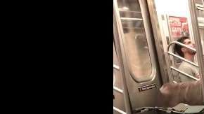 Una sala instalada en pleno vagón del Metro NYC