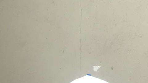 Javier Aquino dejó entrever su nuevo tatuaje durante una firma de autógrafos