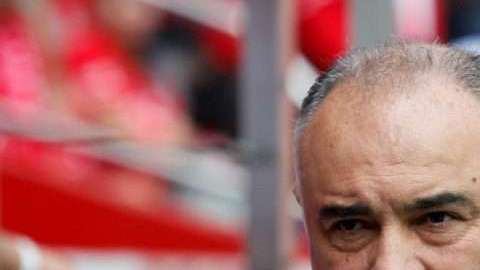 La Liga MX negó que haya algún problema de adeudos en el club jarocho y con el DT Guillermo Vázquez.