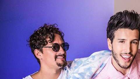 Sebastián Yatra con Mau y Ricky