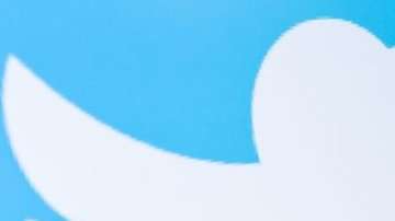 La red social ha sido criticada por bloquear a grupos conservadores.