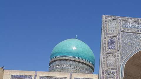 Uzbekistán tiene lugares sagrados de varias religiones.