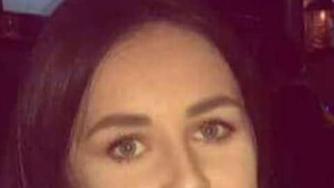 Caitlin Huddleston y Skye Mitchell tenían 18 años cuando murieron.