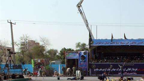 El atentado se realizó durante el desfile militar.